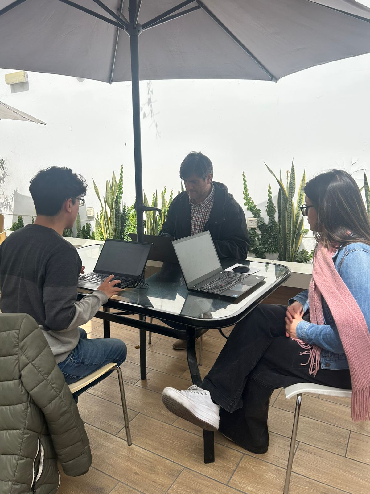 AI for interdisciplinary teams — Preciso